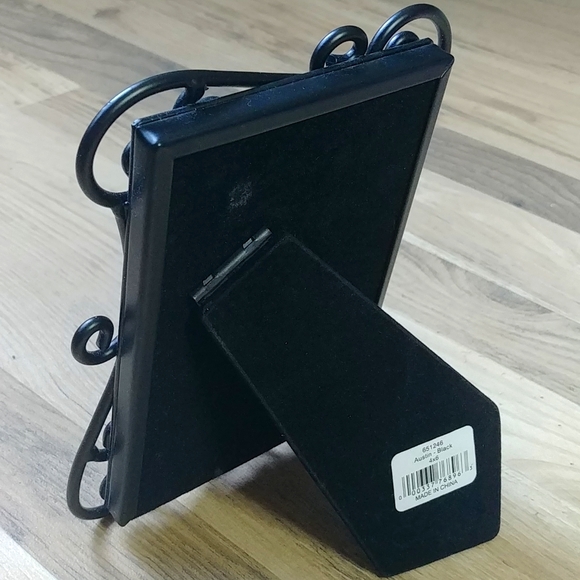 🎉2/$16 Metal Fancy Black Metal 3x6 Picture Frame - Picture 2 of 4